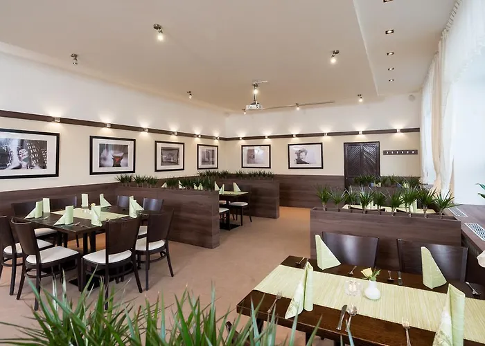酒店 斯拉维亚酒店 博斯科维采
